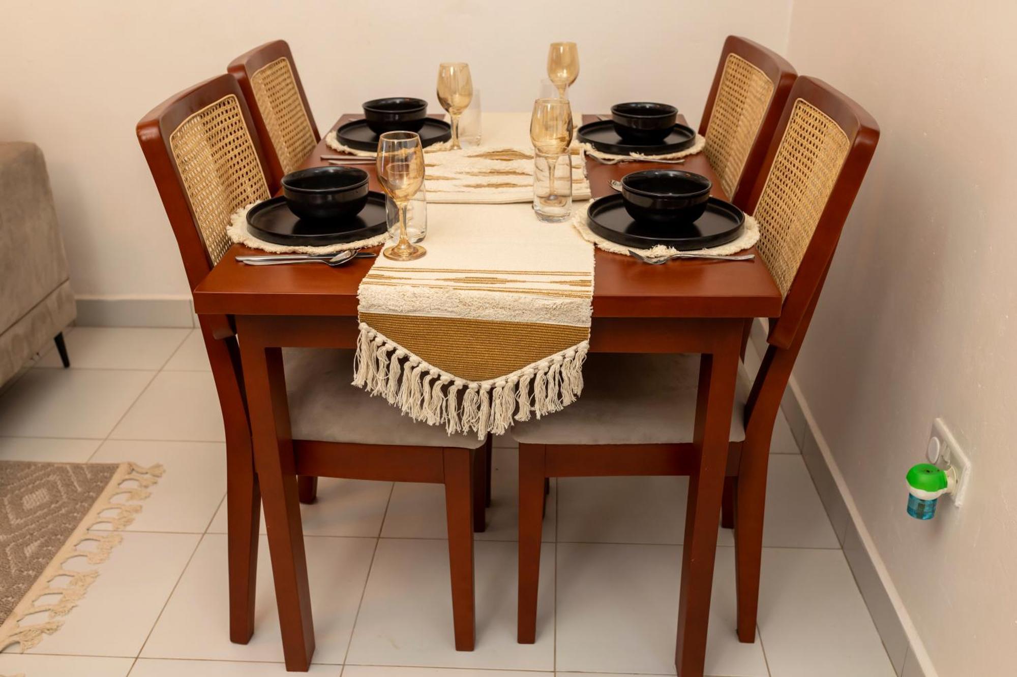 Shirleyz Cozy Haven - A Delightful In * Jinja